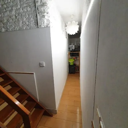 Airbhouse Private & Севилья