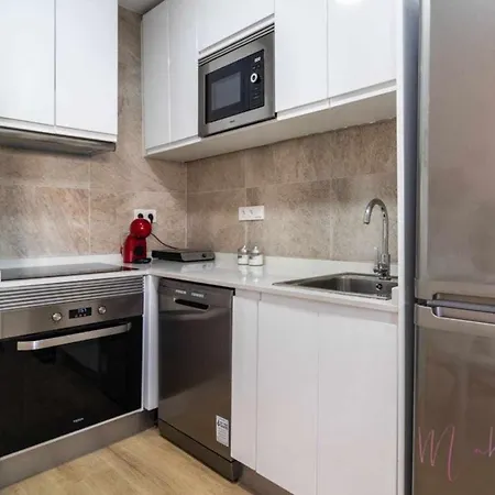 Apartment 2 Apartamento En Estadio Sevilla 6 Plazas 3 Hab Y Metro Seville