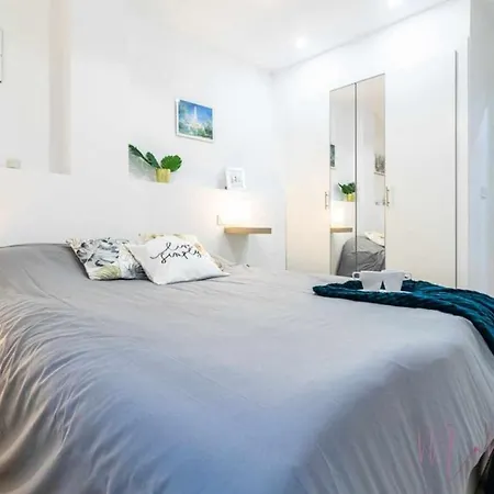 Apartment 2 Apartamento En Estadio Sevilla 6 Plazas 3 Hab Y Metro Seville