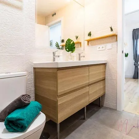 2 Apartamento En Estadio Sevilla 6 Plazas 3 Hab Y Metro Apartment *