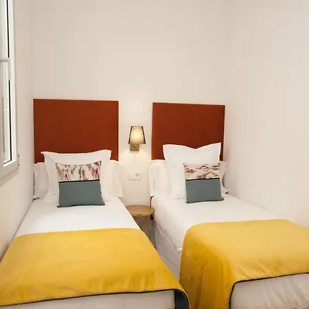 Isg Cedaceros Apartment Seville