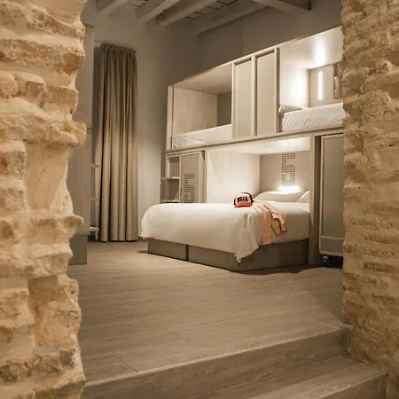Room00 Salvador بيت شباب *