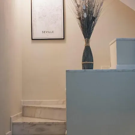 Apartment Comfortable Duplex- 1bd 2bth- Dean Miranda