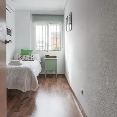 Apartment Elegante Luminoso Y Tranquilo De 2 Hab Wifi-ful Parking Inc *
