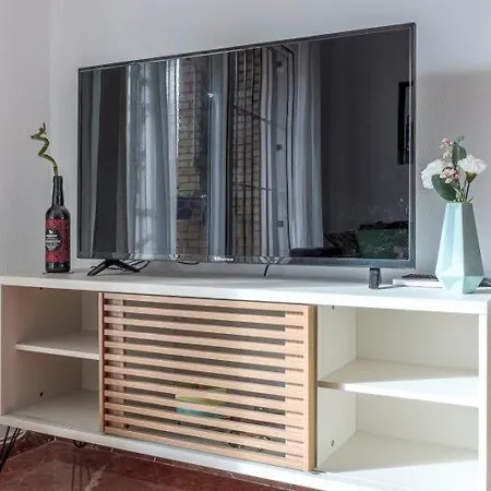 Apartment Elegante Luminoso Y Tranquilo De 2 Hab Wifi-ful Parking Inc