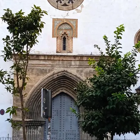 Casco Antiguo Exterior Unico En Segunda Planta En Un Edificio De De Dos Plantas Apartment