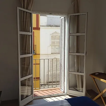 Casco Antiguo Exterior Unico En Segunda Planta En Un Edificio De De Dos Plantas Apartment