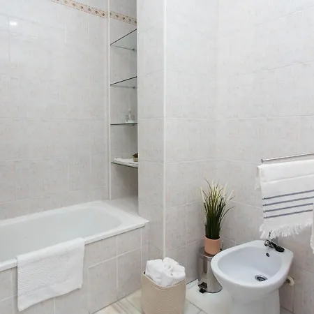 Apartment Cristo De Burgos 15 *