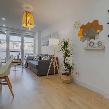 2 Apartamento En Estadio Sevilla 6 Plazas 3 Hab Y Metro *