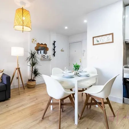 2 Apartamento En Estadio Sevilla 6 Plazas 3 Hab Y Metro Seville