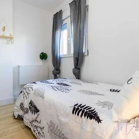 2 Apartamento En Estadio Sevilla 6 Plazas 3 Hab Y Metro Sevilha