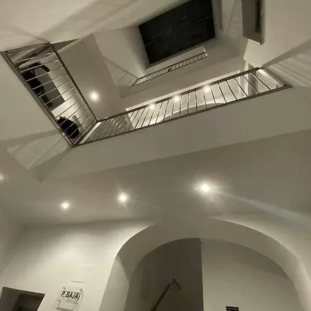 Rodrigo De Triana Primero A Apartamento *