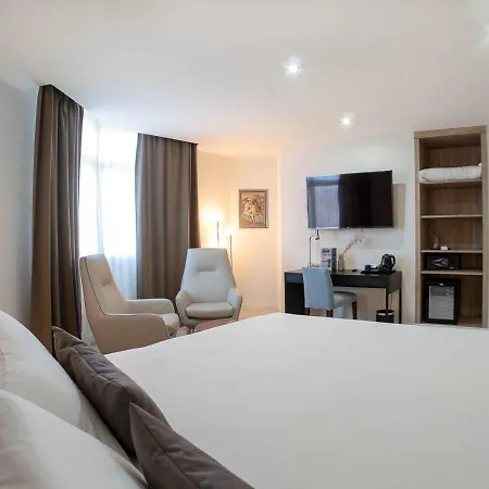Pasarela Ξενοδοχείο 4*