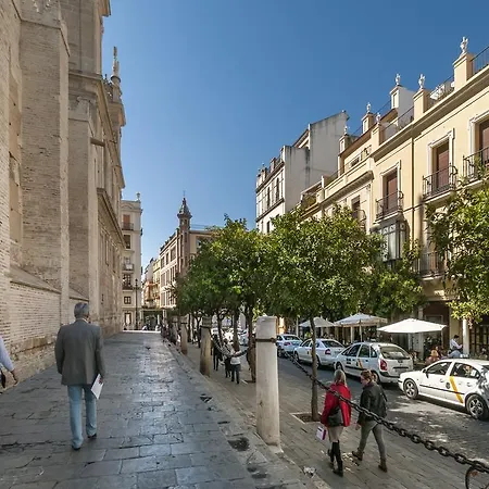 Genteel Catedral Terrace Apartment *