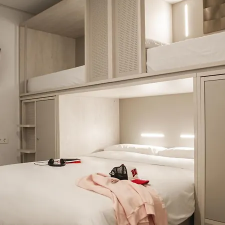 بيت شباب Room00 Salvador إشبيلية
