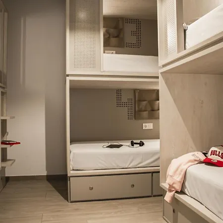 Room00 Salvador بيت شباب *
