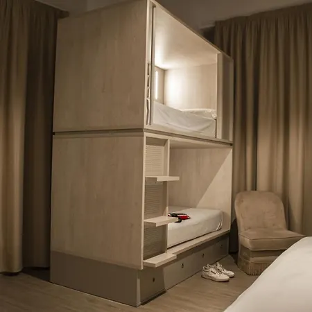 Room00 Salvador بيت شباب *