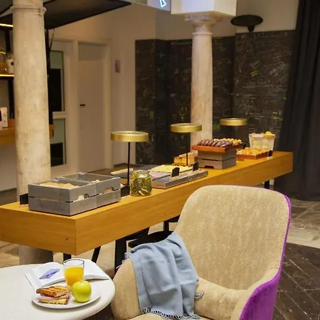 بيت شباب Room00 Salvador *