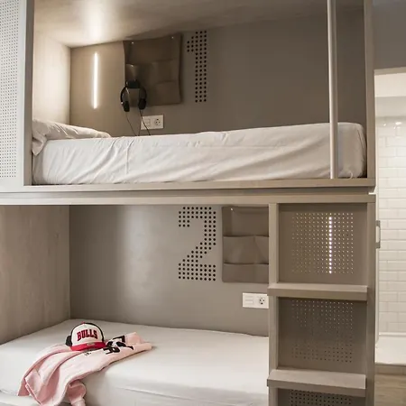 Room00 Salvador بيت شباب
