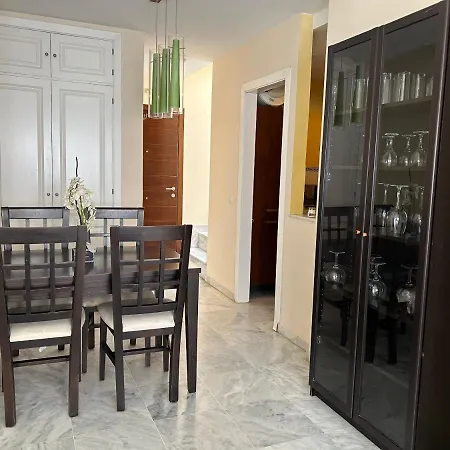 Apartment Atico Triana Con Piscina Privada