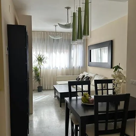 Atico Triana Con Piscina Privada