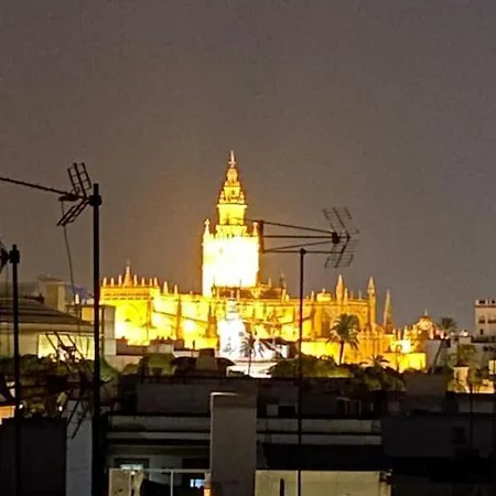 Duplex En El Centro De Triana Seville