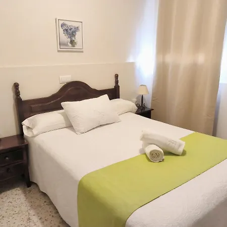 Perez Montilla Konukevi 2*