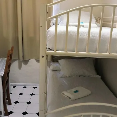 Perez Montilla Konukevi 2*