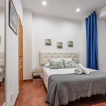 Casa De La Luz -elegante Casco Antiguo 5-hab-11px Seville