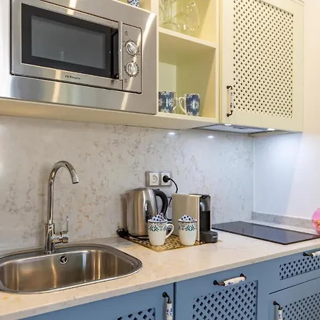 Lovely In With Kitchen Seville