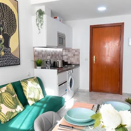 Apartment Downtown With Private Terrace & Jacuzzi *