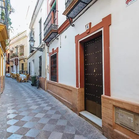 Homeyseville-preciosa Casa Santa Cruz 7pers Parking Optional Apartment *