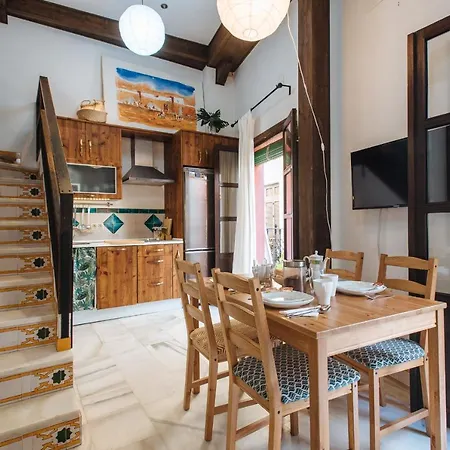 Homeyseville-preciosa Casa Santa Cruz 7pers Parking Optional * Seville