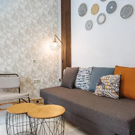Homeyseville-preciosa Casa Santa Cruz 7pers Parking Optional Apartment *