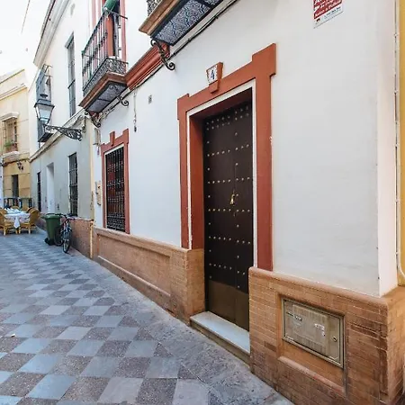 Homeyseville-preciosa Casa Santa Cruz 7pers Parking Optional Apartment *