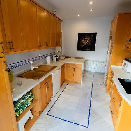 Rentalsevilla Nepal Seville