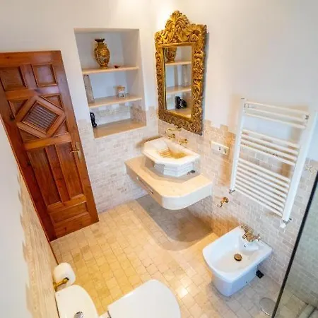 Rentalsevilla Nepal Apartment Seville
