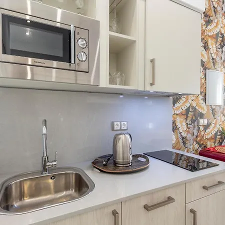 Apartment 1 Bedroom Awesome In Seville