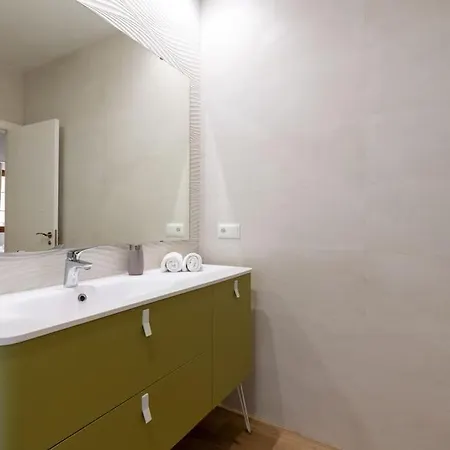 Apartment Don Remondo Catedral By Thegoodtourist Seville
