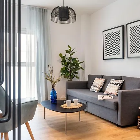 Apartment Lola 14 *
