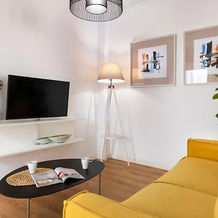 Lola 14 Apartment *