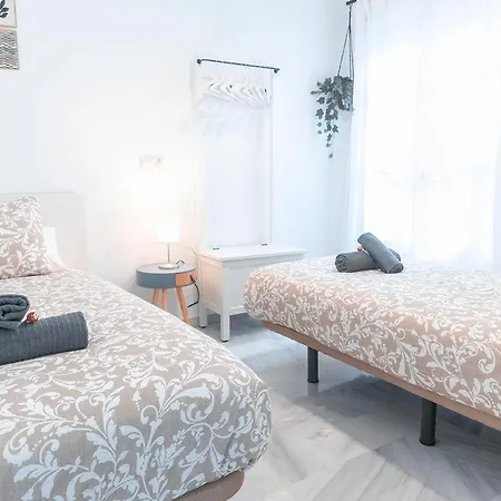 Downtown Apartment *