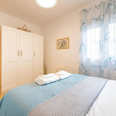San Vicente Apartamento, 5 Pax, Centro Historico Apartment *