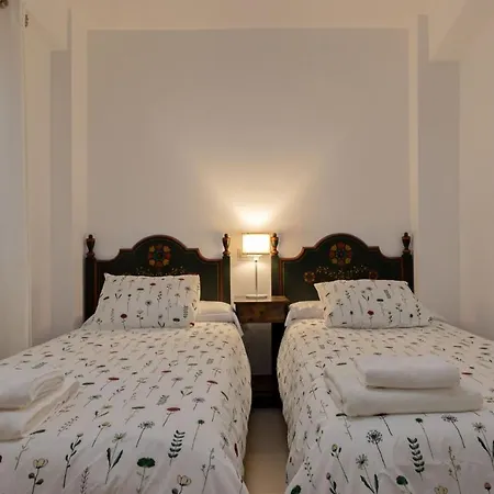 San Vicente Apartamento, 5 Pax, Centro Historico Apartment Seville