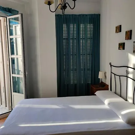 Apartment Plaza De San Bernardo 4 *