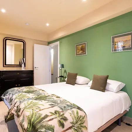 Holi-rent Pimienta Villa Seville