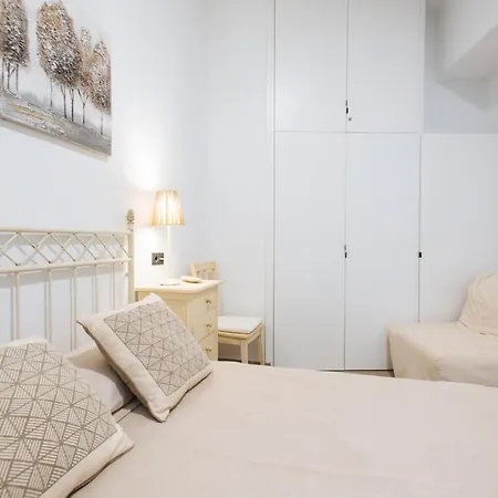 Apartamento Céntrico En La Calle Cruz Verde, 10 *