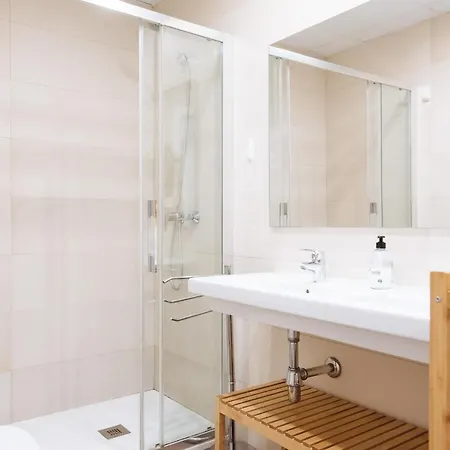 Apartamento Estelar Con Piscina Y Garaje Nervion *