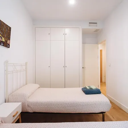 Apartamento Estelar Con Piscina Y Garaje Nervion