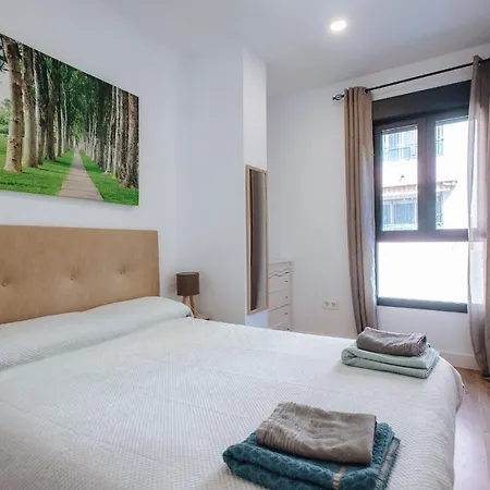 Apartamento Estelar Con Piscina Y Garaje Nervion